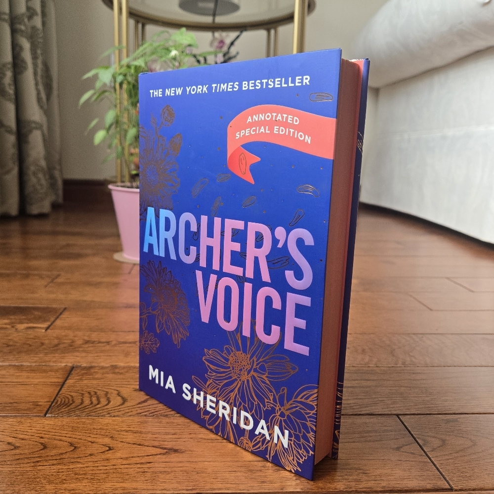 Archer's Voice by Mia Sheridan: Annotated and Sprayed Edge Edition, Hardcover